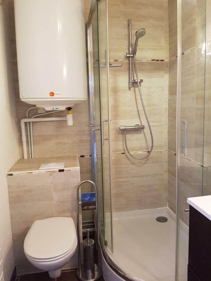 Appartement 2 Pieces Rez-De-Jardin A 2 Pas De La Plage Et De La Thalasso Cabourg Eksteriør bilde